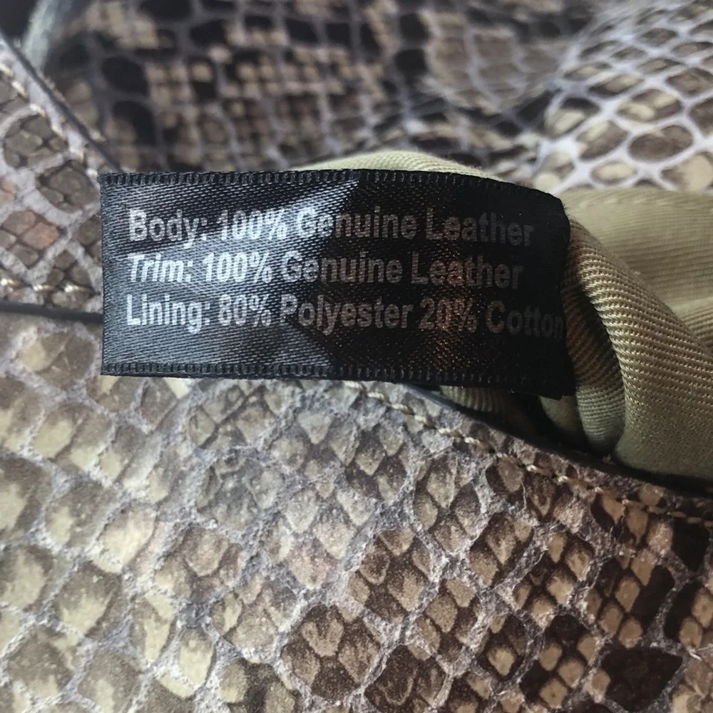 NWOT G.I.L.I. Soft Leather Python Print Large Hobo Shoulder Bag with Tassel